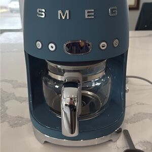 SMEG Blue Drip Coffee Maker - Retro Style Home Coffee Brewer